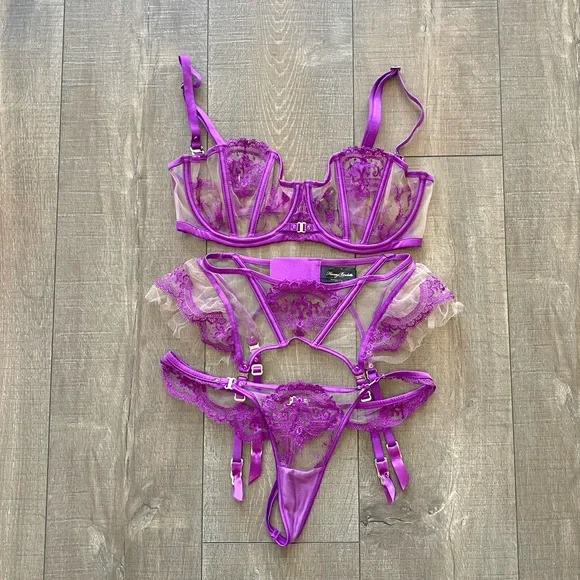 HoneyBirdette's Lingerie