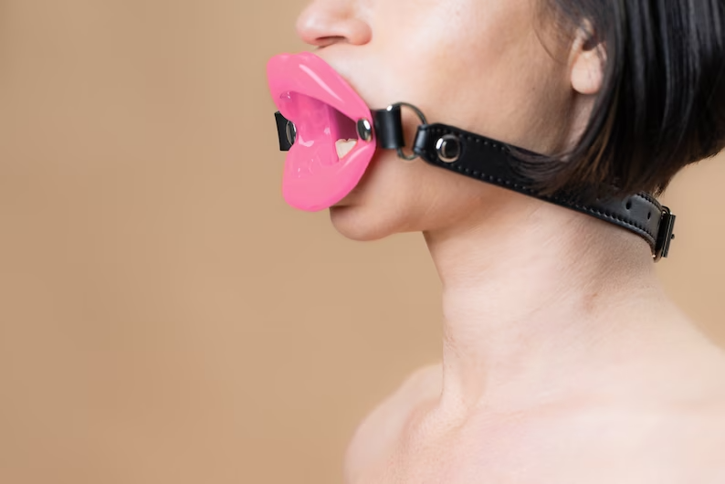 Open Lips Mouth Gag - Silicone